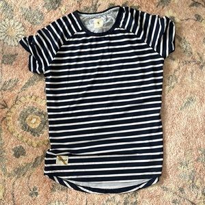 tracksmith twilight tee, size s